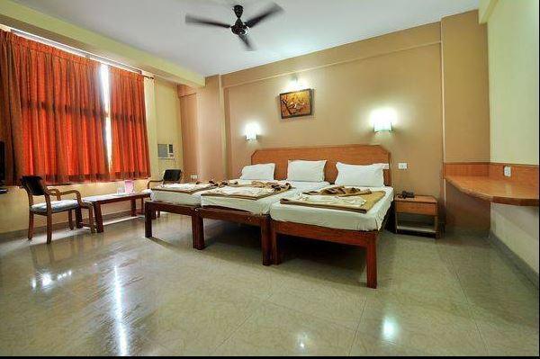 Sreeya Comforts Mysore Exterior photo
